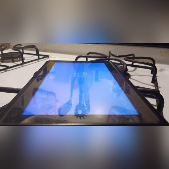 Contixo Childrens Tablet. Color:Black.ScreenProtector Currently On. - Picture 3 of 5